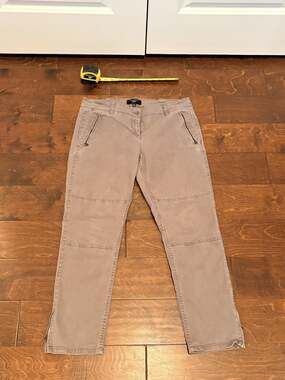 Talbots Chinos Womens 10P Beige Slim Tapered Twill Pockets Belt Loops Casual